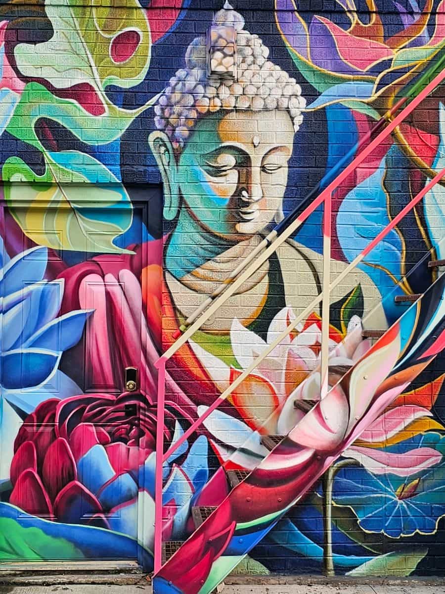 Graffiti art at Nada Dhyana Inc.